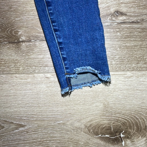 Jeans - Picture 3 of 8